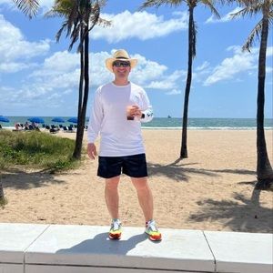 Meet your Posher, Chris